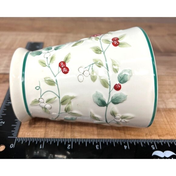 Pfaltzgraff Winterberry Covered Mug 12 oz Ceramic White - Picture 7 of 7